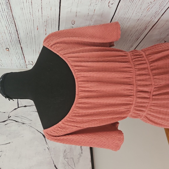 Gilli Dress - Picture 11 of 17